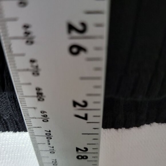 Marisa Christina II Cardigan Short Sleeve Sweater Sz 3X Black W/Embroidery Trim - Picture 5 of 11